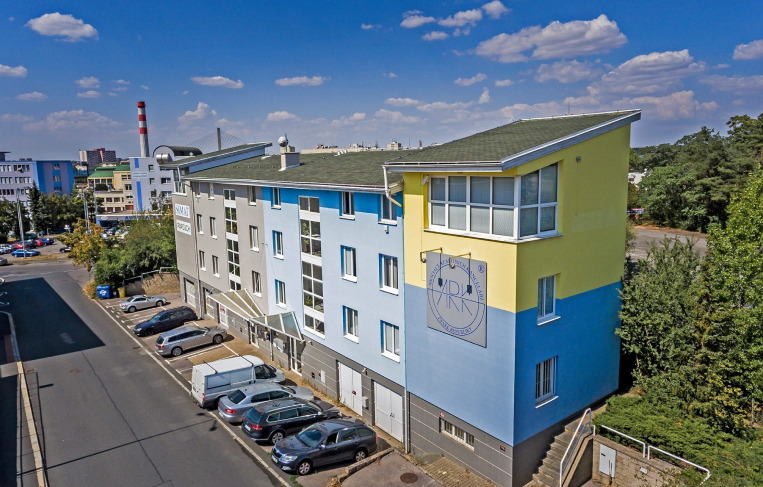 Poznejte Igluu MLS ARK